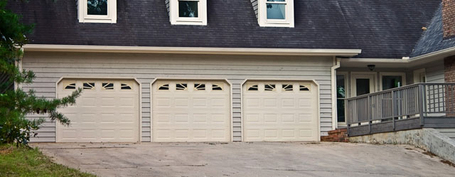 Garage doors in Towson